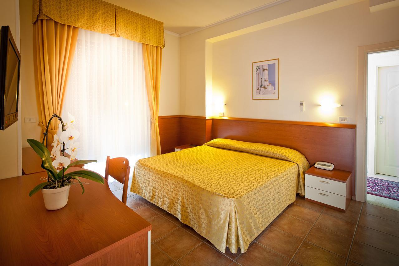 Hotel Beaurivage Fano Oda fotoğraf
