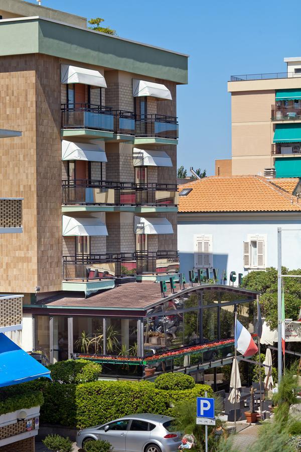 Hotel Beaurivage Fano Dış mekan fotoğraf